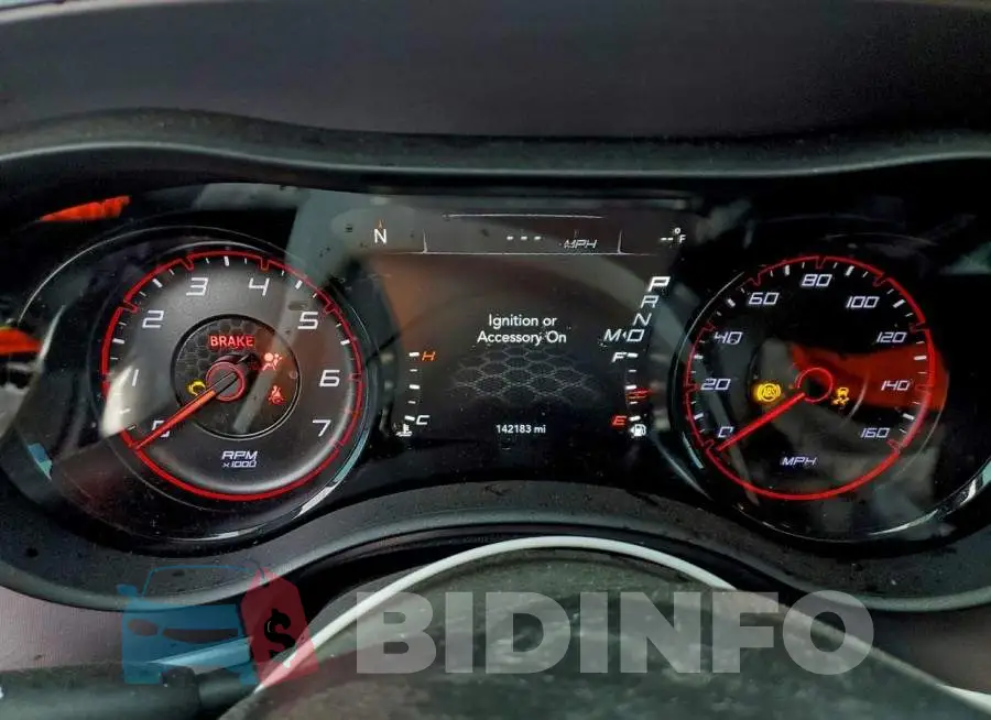 2C3CDXCT8KH572341 Photo# 9