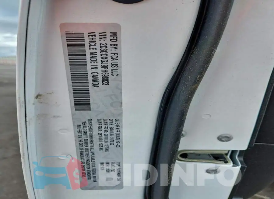 2C3CDXGJ9PH698823 Photo# 13
