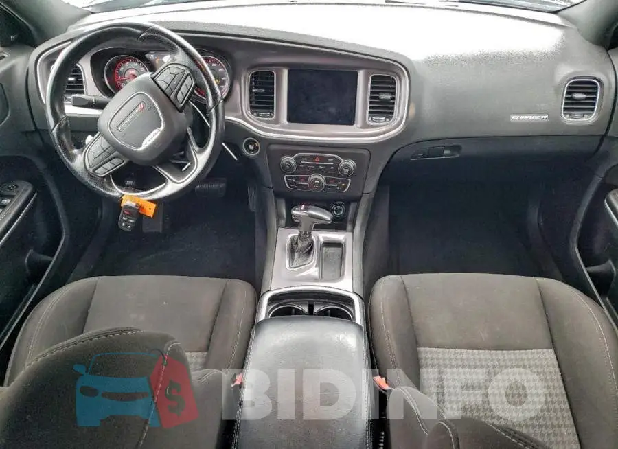 2C3CDXHG8MH581880 Photo# 8
