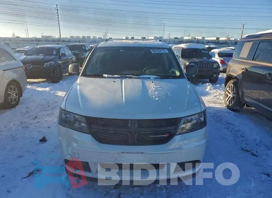 3C4PDCAB9HT614192 Photo# 5