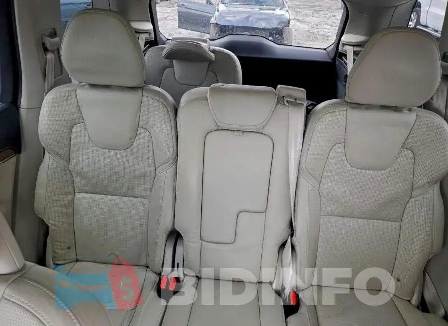 YV4A22PL2H1179882 Photo# 10