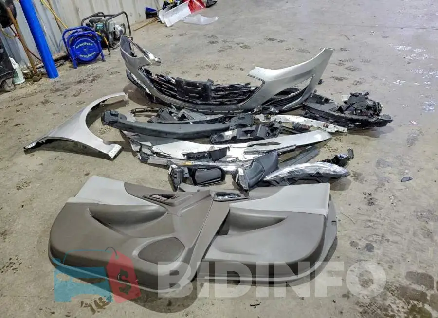 1G1ZC5ST9NF166940 Photo# 12