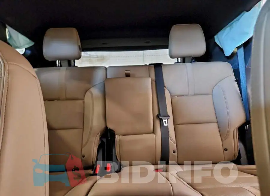 3GNKBLRS2LS684417 Photo# 10