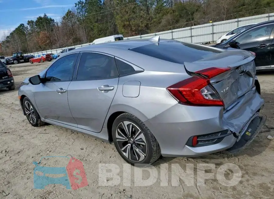 19XFC1F37JE201699 Photo# 2