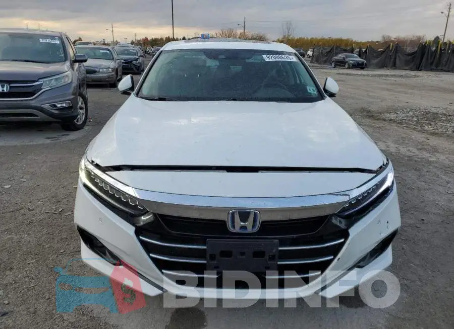 1HGCV3F52MA016821 Photo# 5