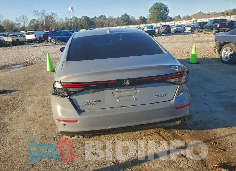1HGCY2F84RA090194 Photo# 6