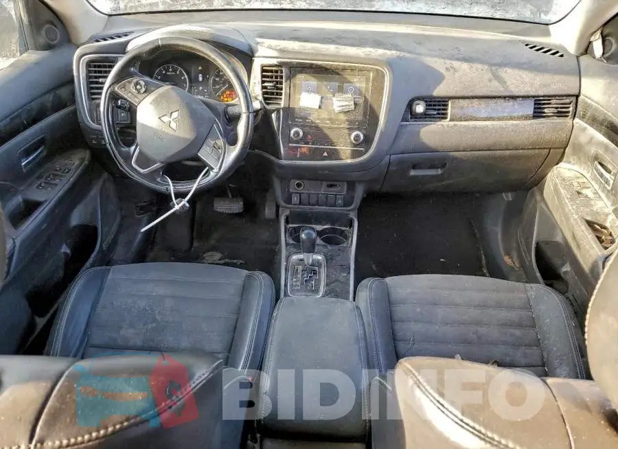 JA4AD3A30LZ016051 Photo# 8