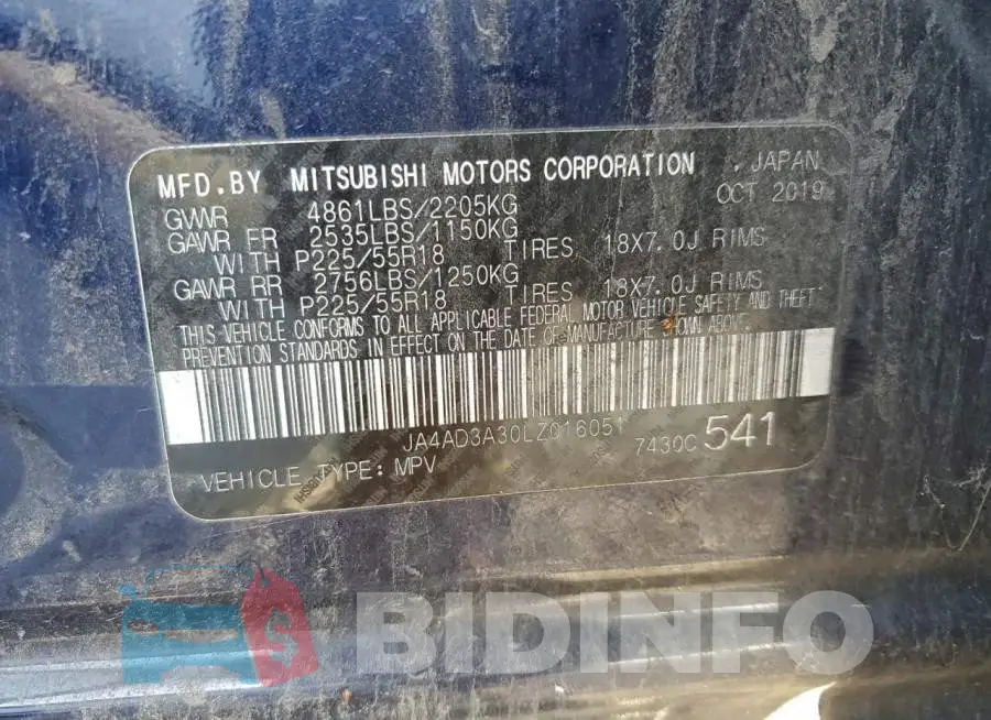 JA4AD3A30LZ016051 Photo# 12