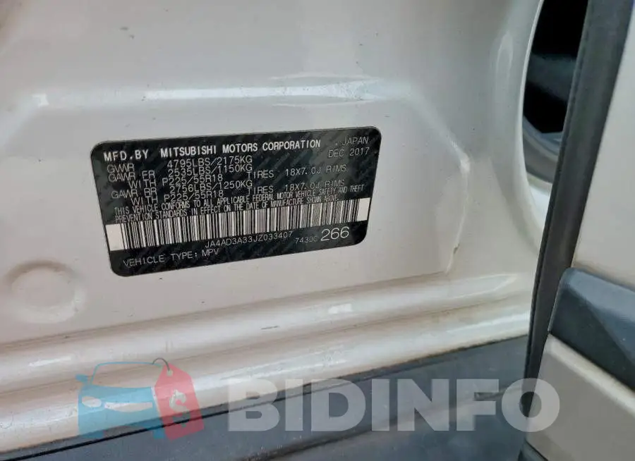 JA4AD3A33JZ033407 Photo# 13