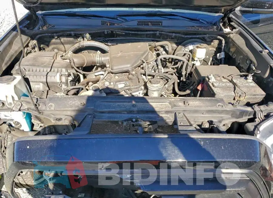 3TYAX5GN4PT069137 Photo# 11
