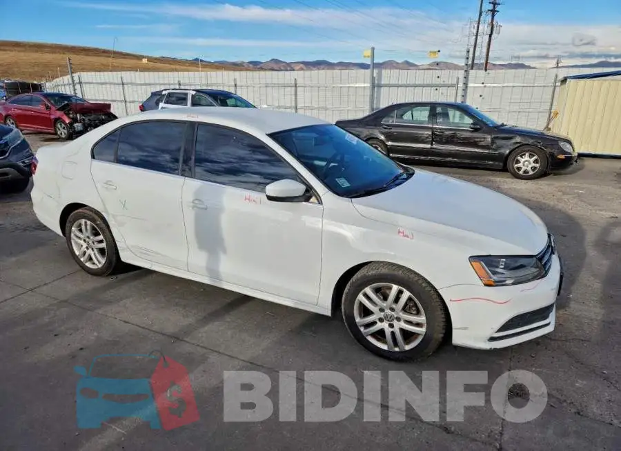 3VW2B7AJ5HM265425 Photo# 4
