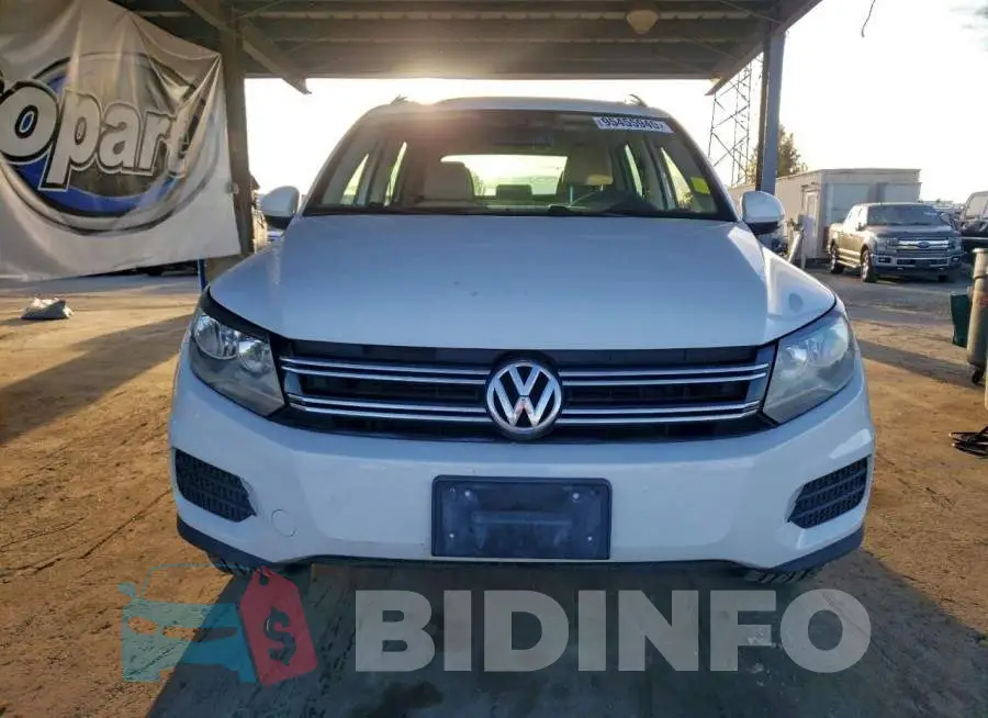 WVGRV7AX1HW506633 Photo# 5