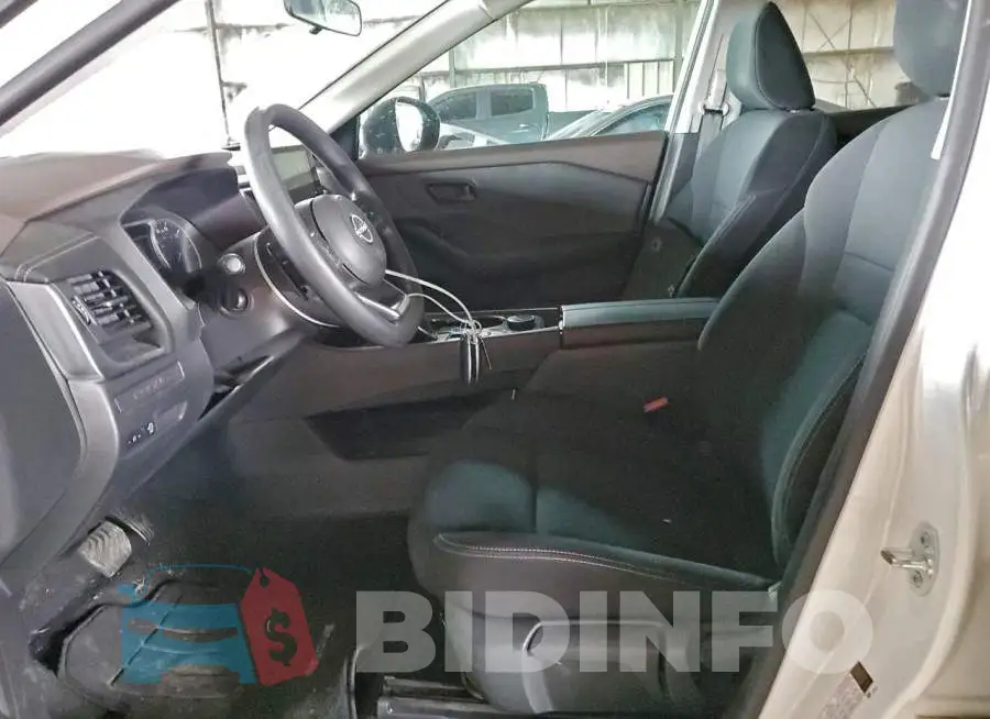5N1BT3AB2PC933999 Photo# 7