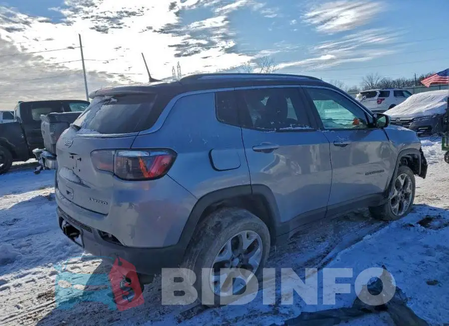 3C4NJDCB4JT205347 Photo# 3