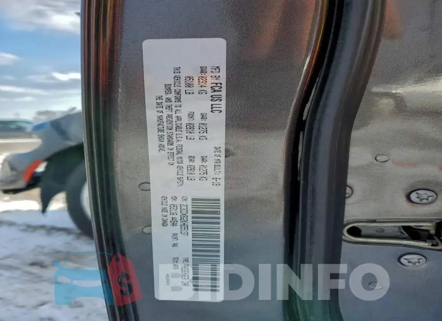 2C3CDXBG2KH655137 Photo# 12