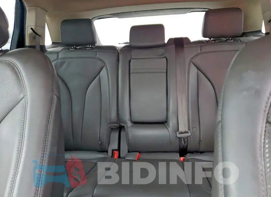 2LMPJ8K90LBL31329 Photo# 10
