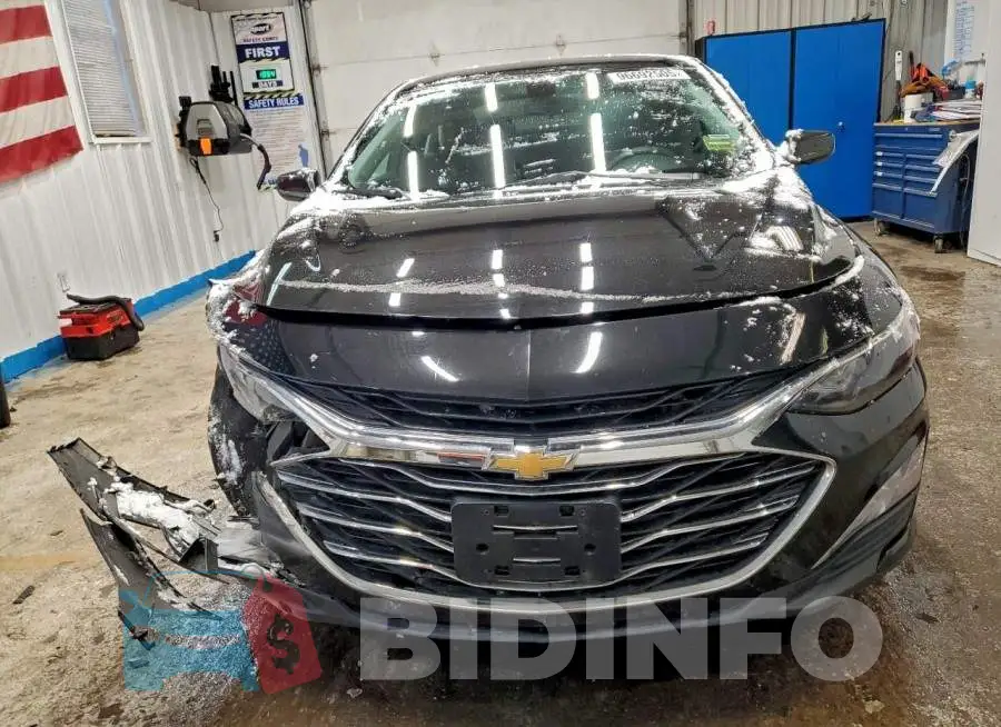 1G1ZD5ST2NF171877 Photo# 5