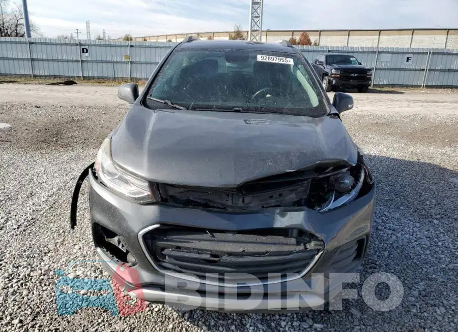 3GNCJLSB1HL141708 Photo# 5