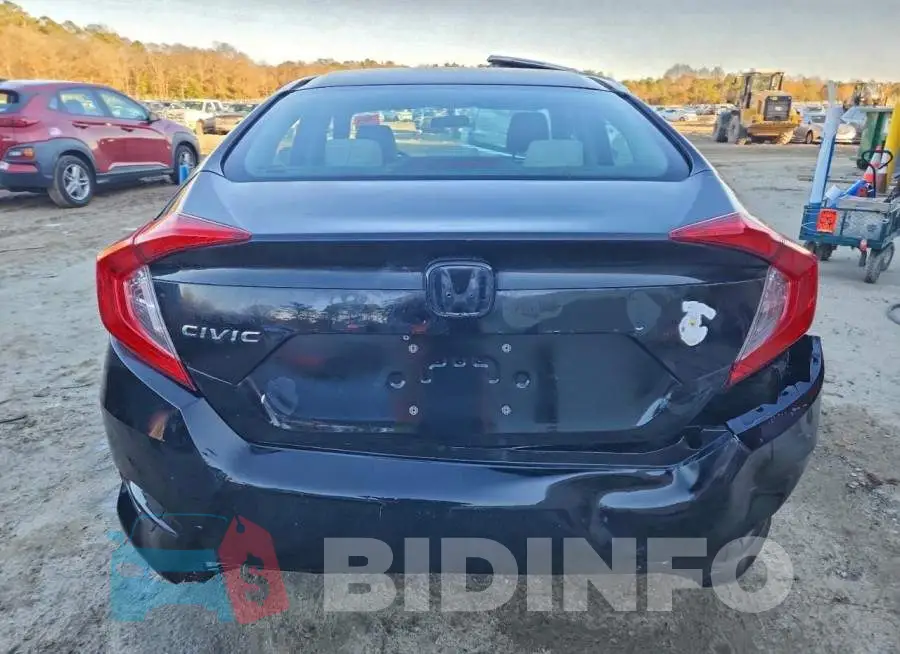 19XFC2F51HE010586 Photo# 6