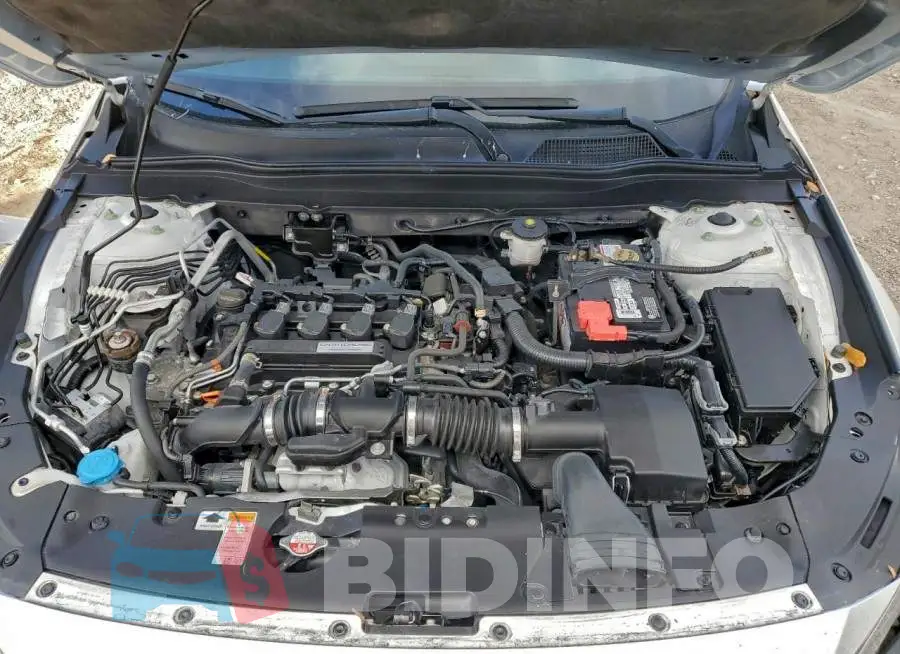 1HGCV1F42JA004031 Photo# 11