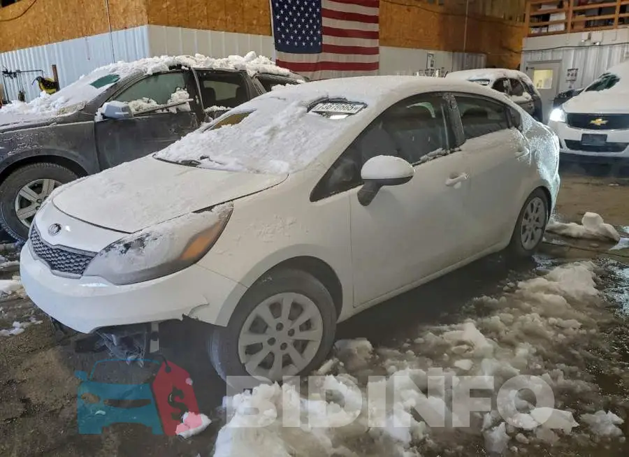 KNADM4A3XH6072416 Photo# 1