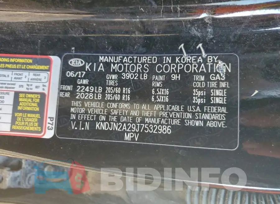 KNDJN2A29J7532986 Photo# 12