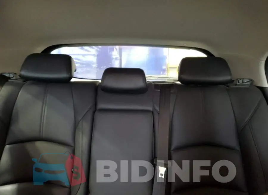 3MZBN1L32JM263897 Photo# 10