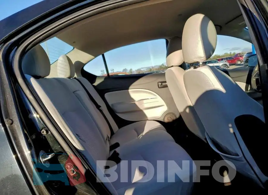 ML32F3FJ1JHF04333 Photo# 10