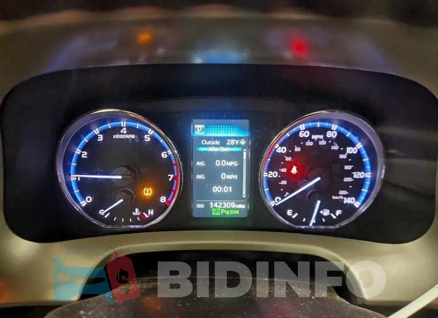 2T3DFREV7HW640920 Photo# 9