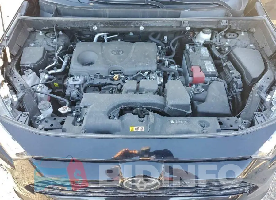 2T3P1RFV8RC415886 Photo# 12