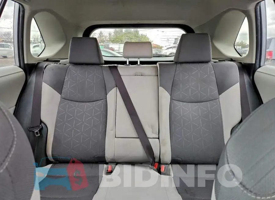JTMP1RFV8KD503306 Photo# 10