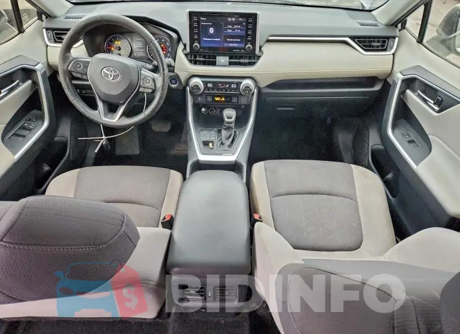 JTMP1RFV8KD503306 Photo# 8