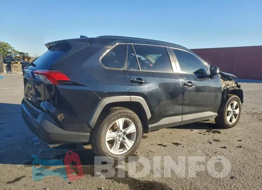 JTMW1RFV5KD511181 Photo# 3