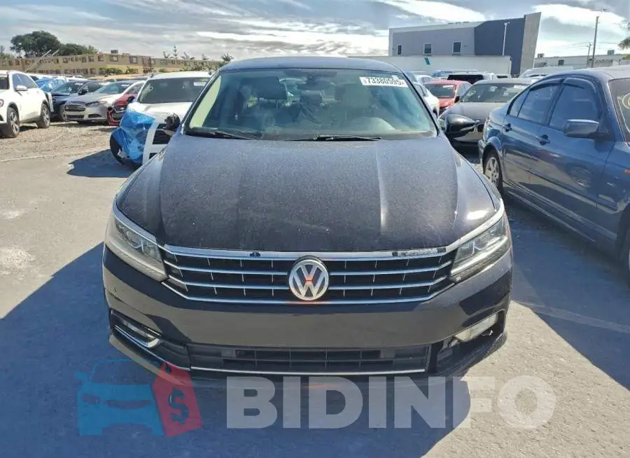 1VWGT7A3XHC022652 Photo# 5