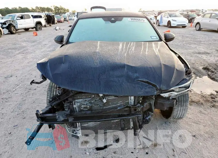 3VW5M7BU6RM037547 Photo# 5