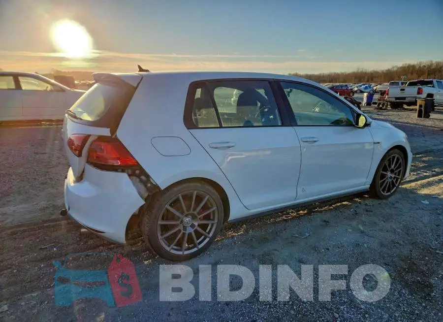 3VW5T7AU4HM050087 Photo# 3