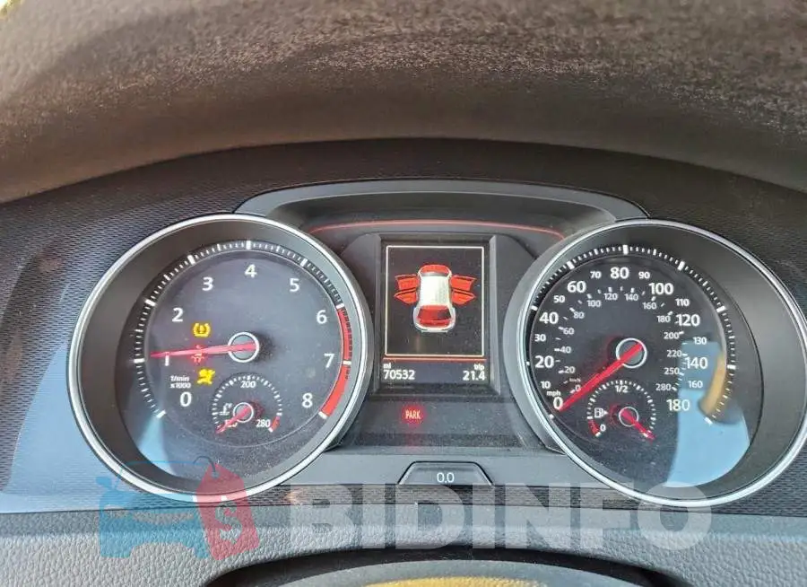 3VW5T7AU4HM050087 Photo# 9