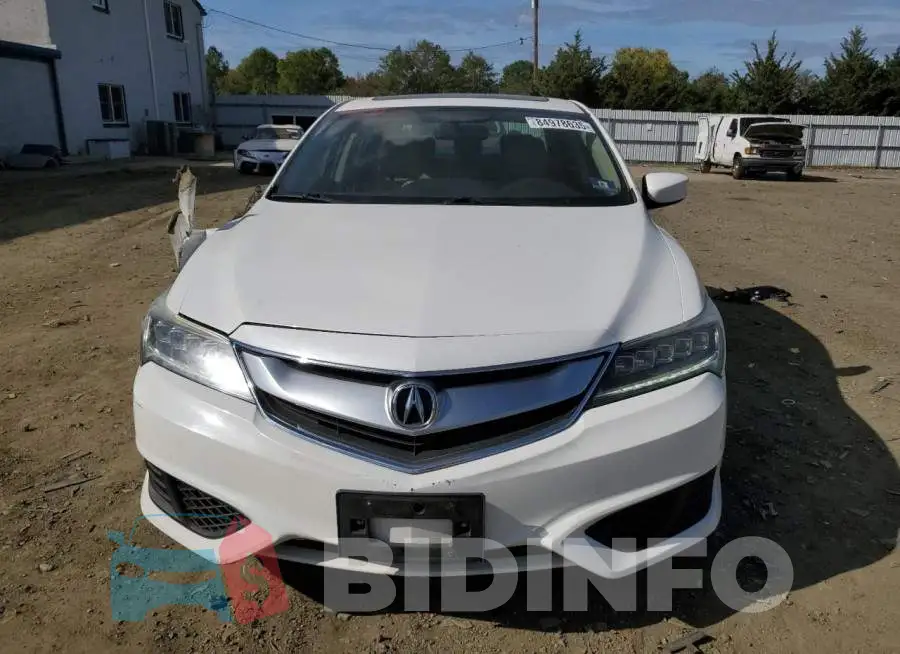 19UDE2F32HA013615 Photo# 5