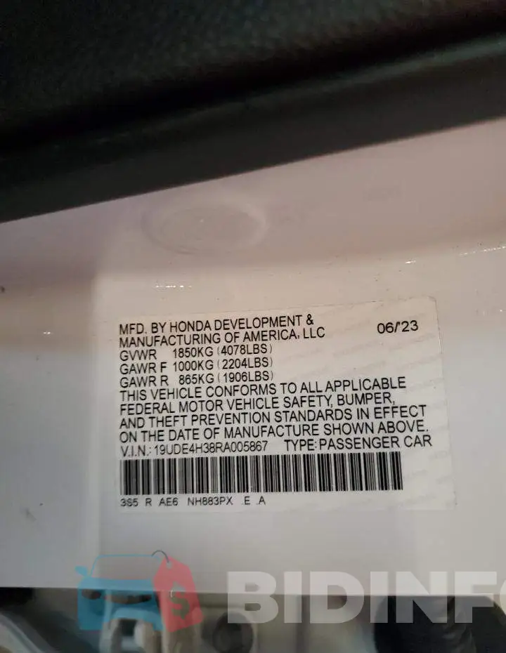 19UDE4H38RA005867 Photo# 12