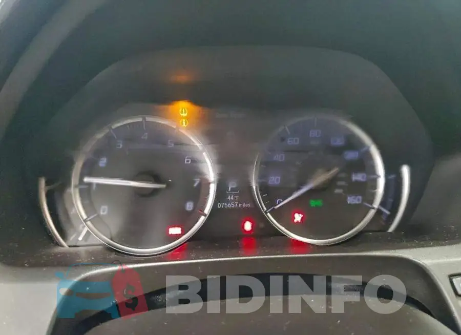 19UUB2F43KA001708 Photo# 9