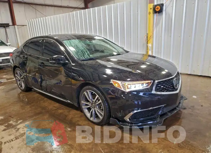 19UUB2F43KA001708 Photo# 4