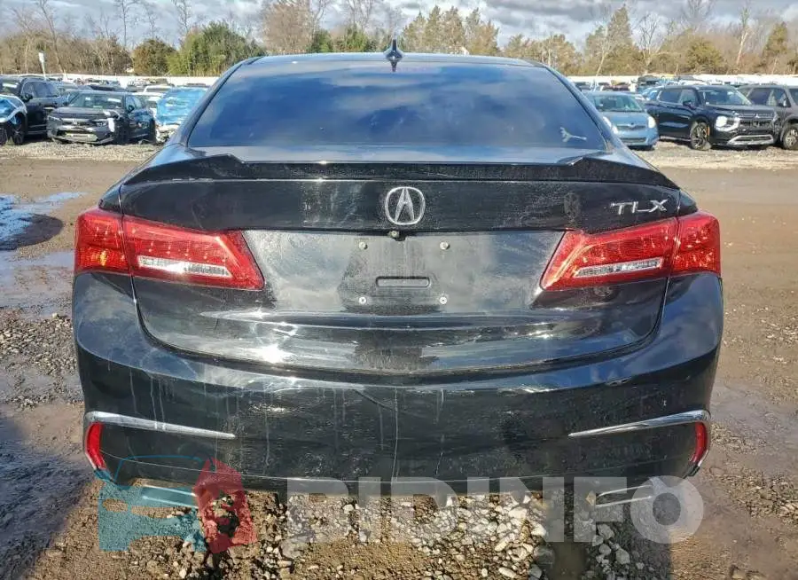 19UUB2F43KA001708 Photo# 6