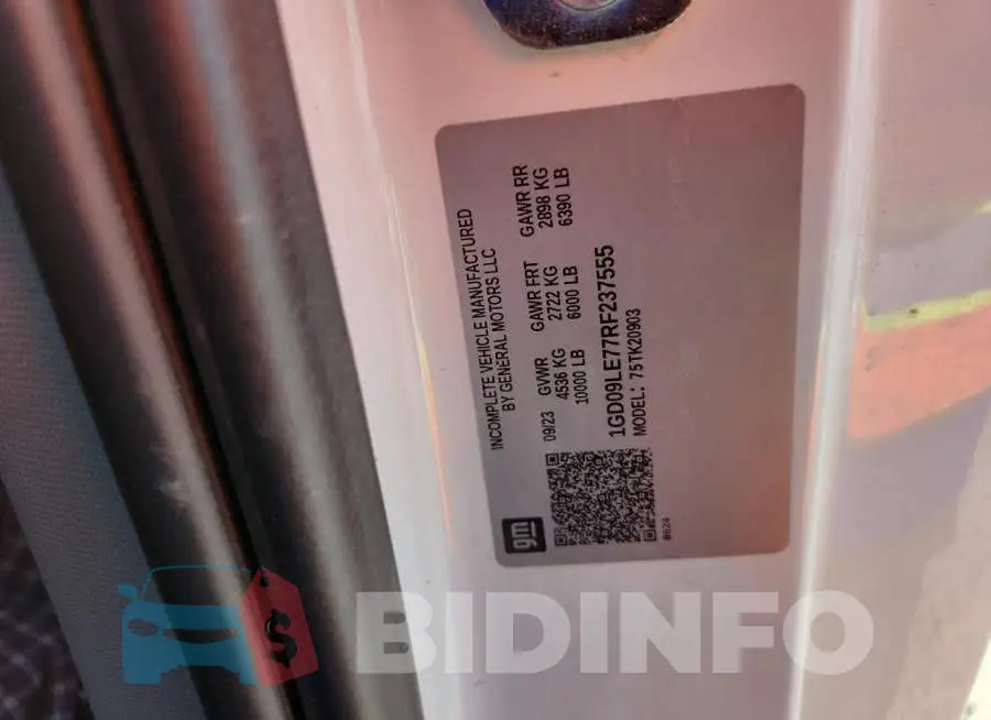 1GD09LE77RF237555 Photo# 12