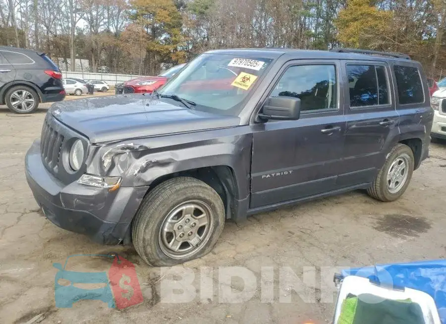 1C4NJPBB9HD157637 Photo# 1