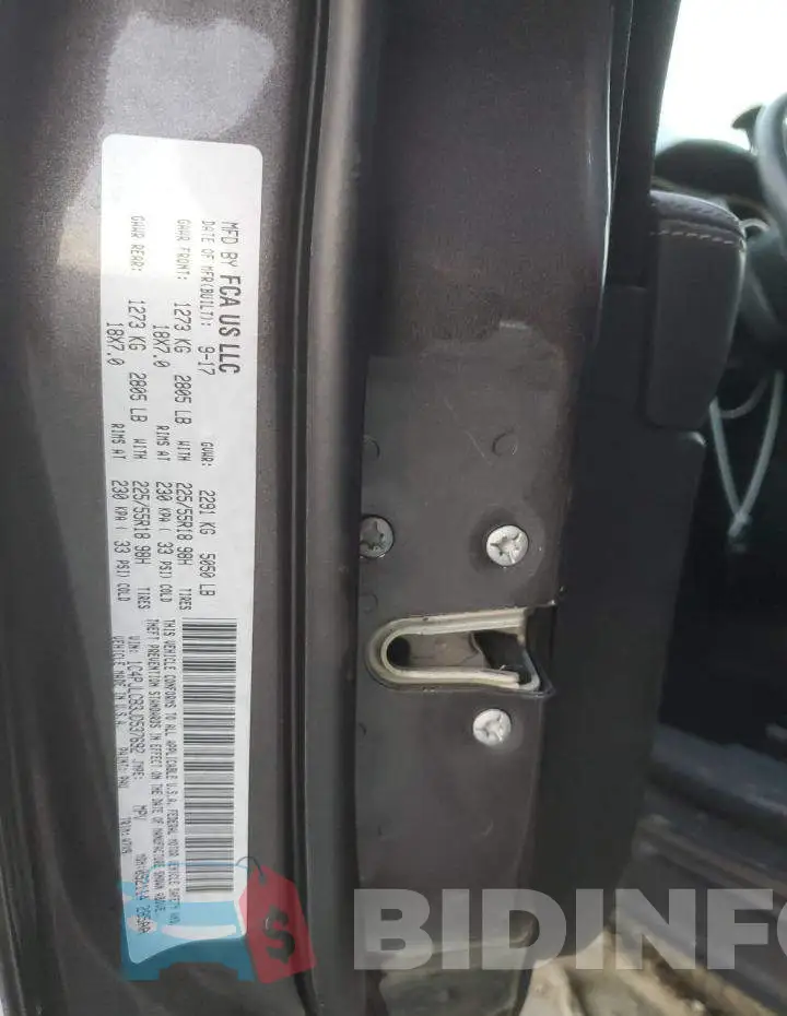 1C4PJLCB3JD537692 Photo# 13