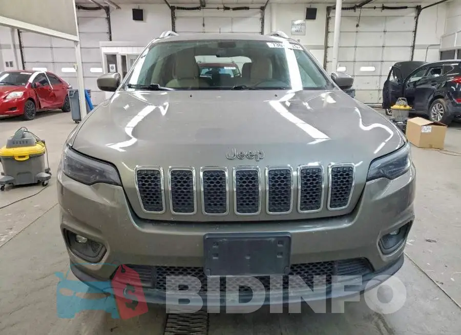 1C4PJMCB0KD211713 Photo# 5