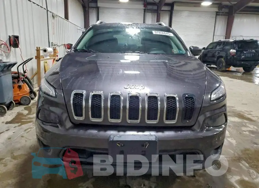 1C4PJMCB7HW589735 Photo# 5