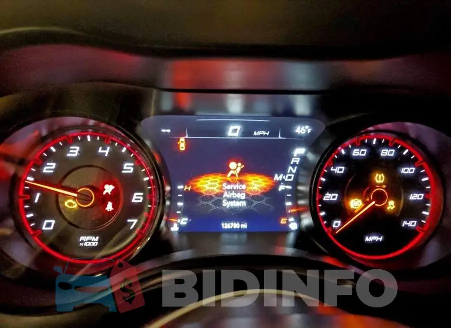 2C3CDXBG3KH650805 Photo# 9