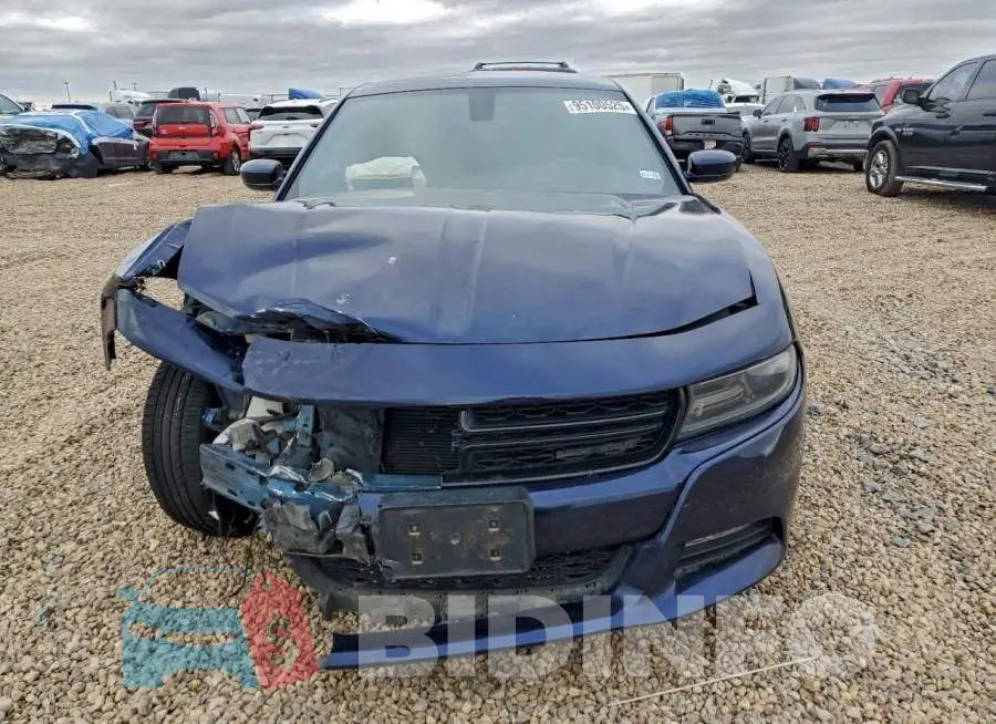 2C3CDXHG5HH520637 Photo# 5