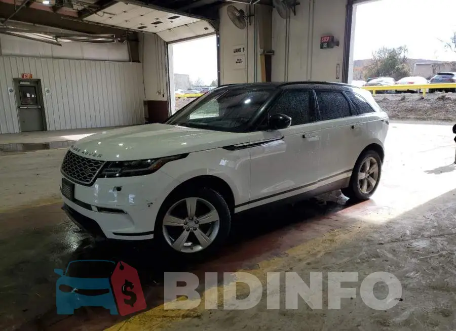 SALYB2RX3JA735942 Photo# 1